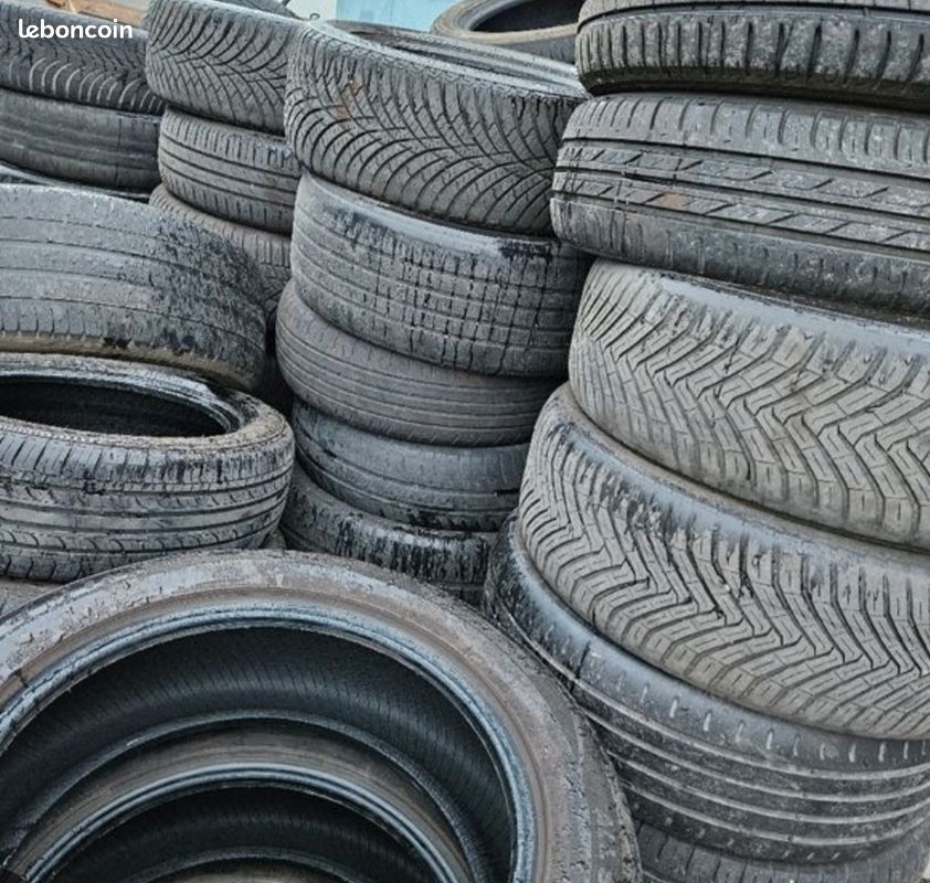 Pneus à recycler pour construction ou autre (image 1)