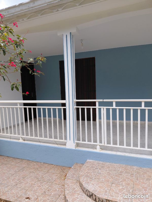 Maison 3 pièces 58 m² · à Sainte-Rose · 58 m² · 780 €/mois