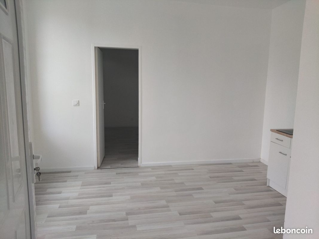 Appartement 2 pièces 31 m² · à Caudebec-lès-Elbeuf · 31 m² · 60 000 €