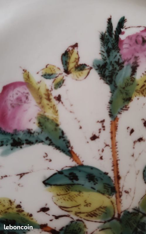 4 assiettes à dessert en porcelaine à motifs de roses moussues. 19ème siècle (image 13)