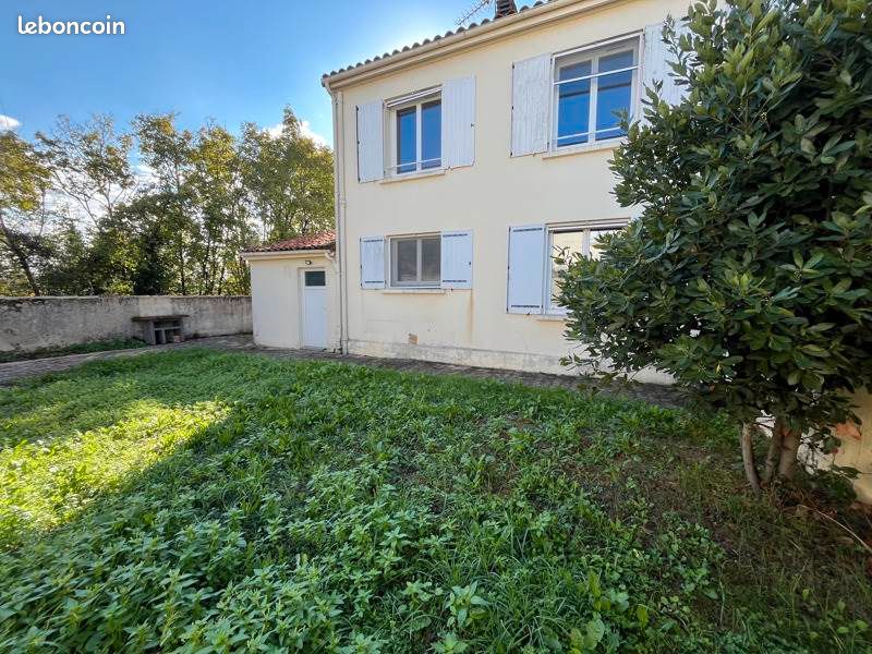 Immeuble 4 pièces 80 m² · à Niort · 80 m² · 156 000 €