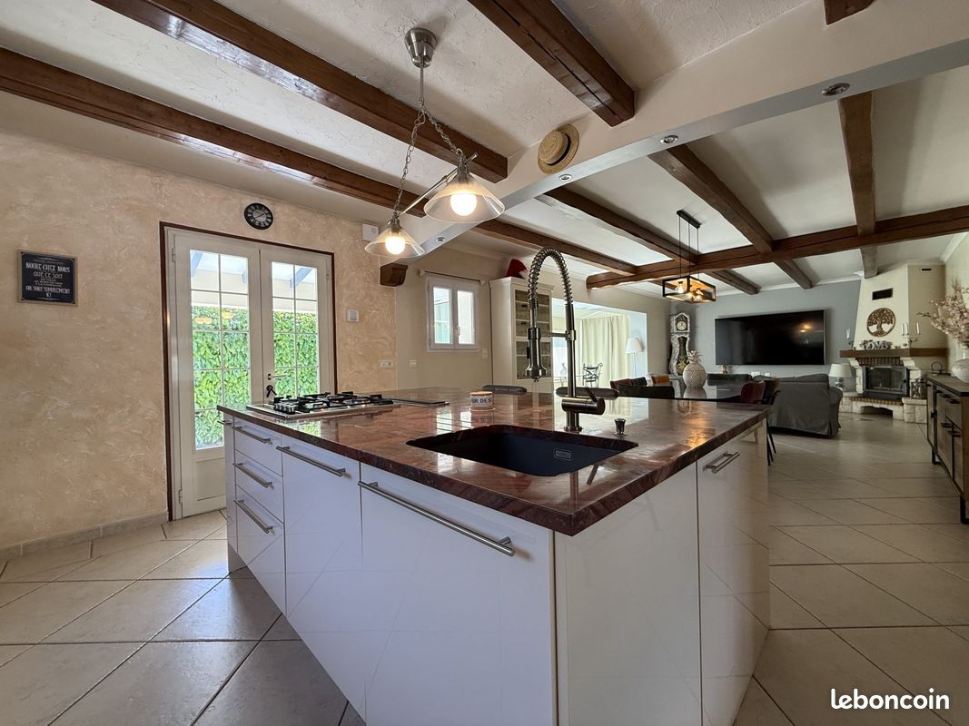 Villa 7 pièces 220 m² (image 5)