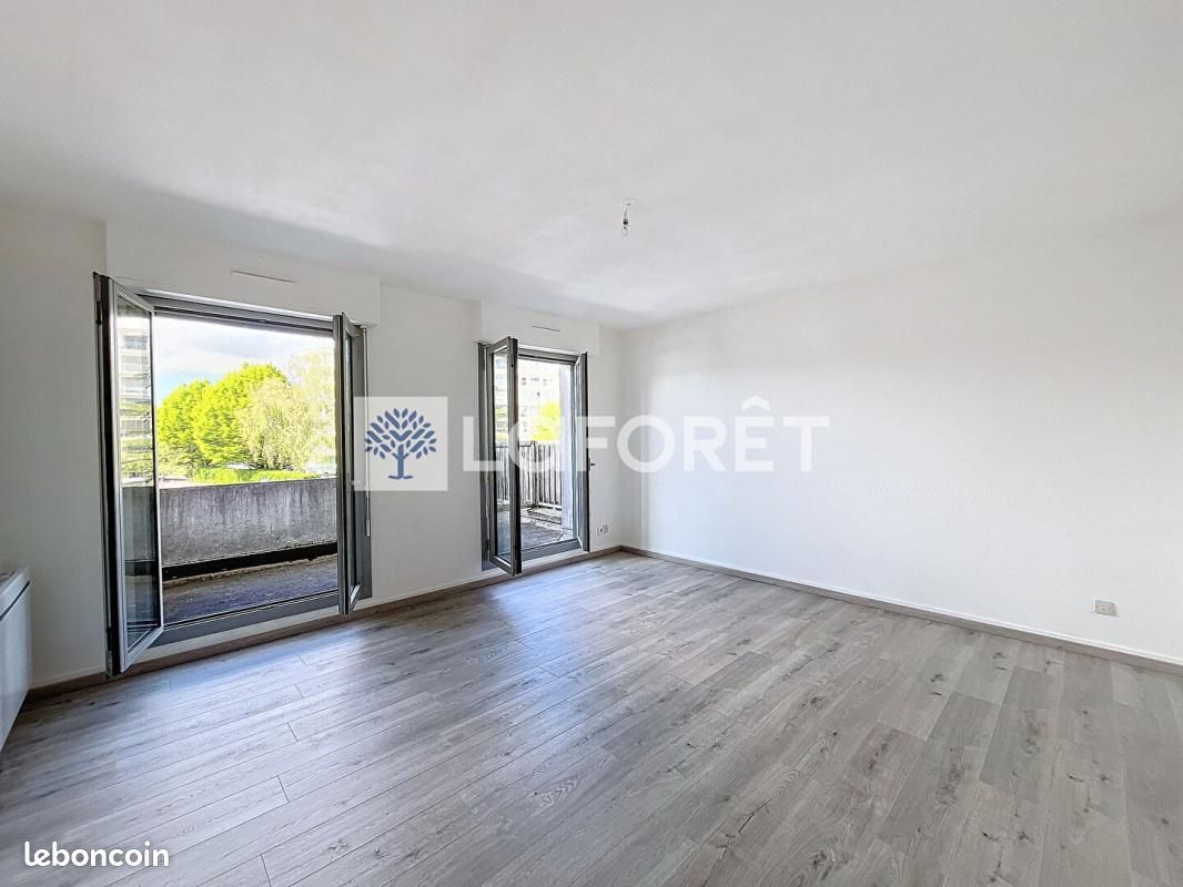 Appartement 3 pièces 60 m² · à Parthenay · 60 m² · 590 €/mois