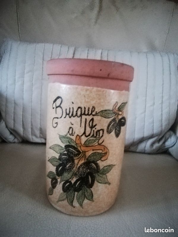 Brique pour vin (image 1)