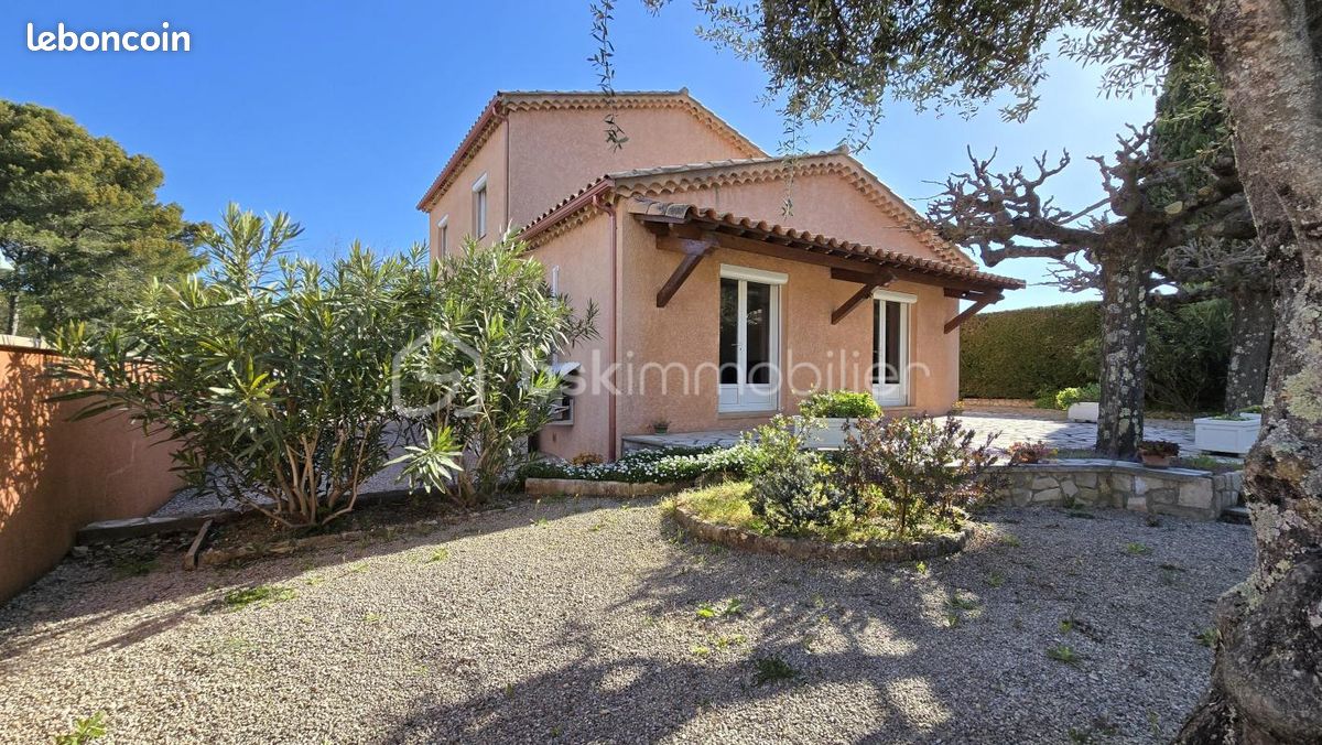 Maison 4 pièces 107 m² · à Saint-Laurent-de-Carnols · 107 m² · 262 000 €