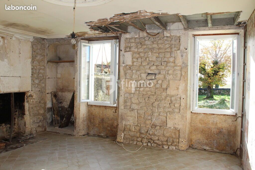 Maison 7 pièces 190 m² - Fouquebrune 16410 (image principale 10)