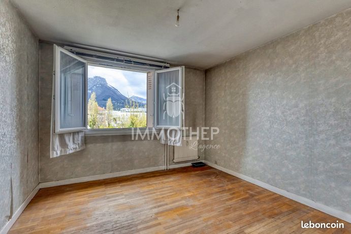Appartement 3 pièces 83 m² — 10