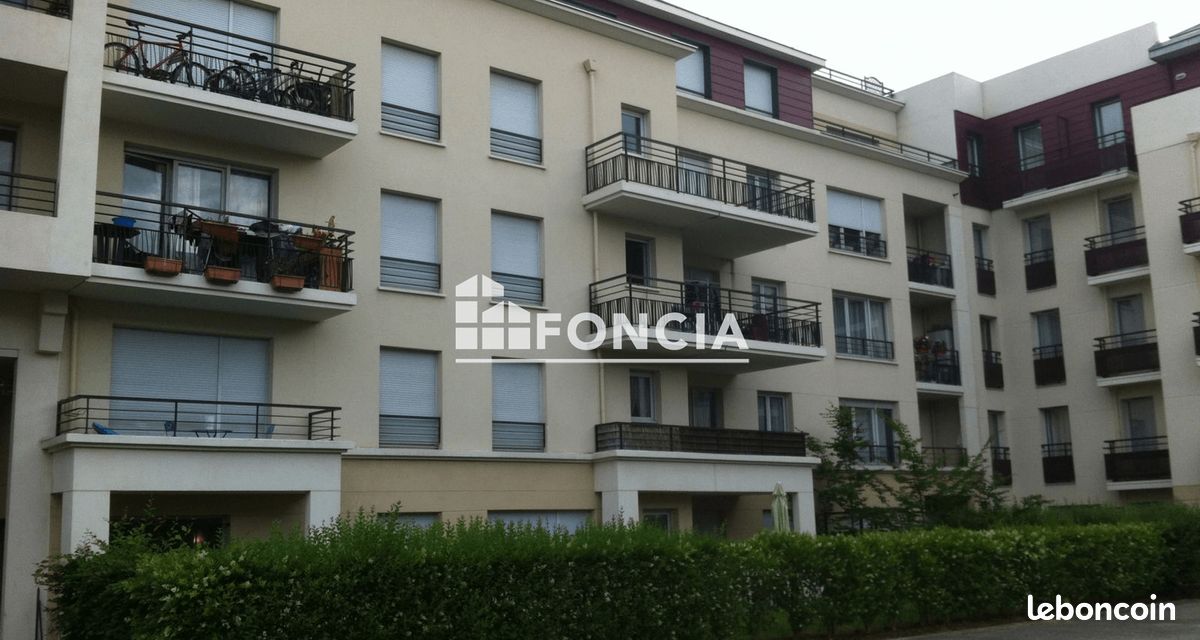 Appartement 3 pièces 77 m² · à Carrières-sous-Poissy · 77 m² · 1 066 €/mois