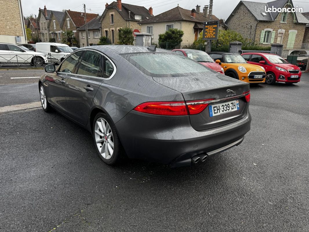 JAGUAR XF 2.0 D - 180 BVA S&S Prestige Gps + Camera AR + Clim (image 3)
