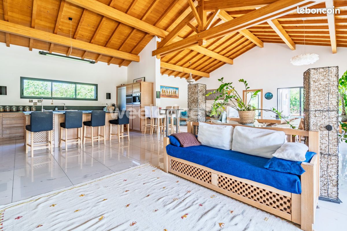Propriété 6 pièces 271 m² (image 4)