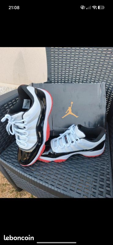 Paire basket Jordan 11 low (image 1)