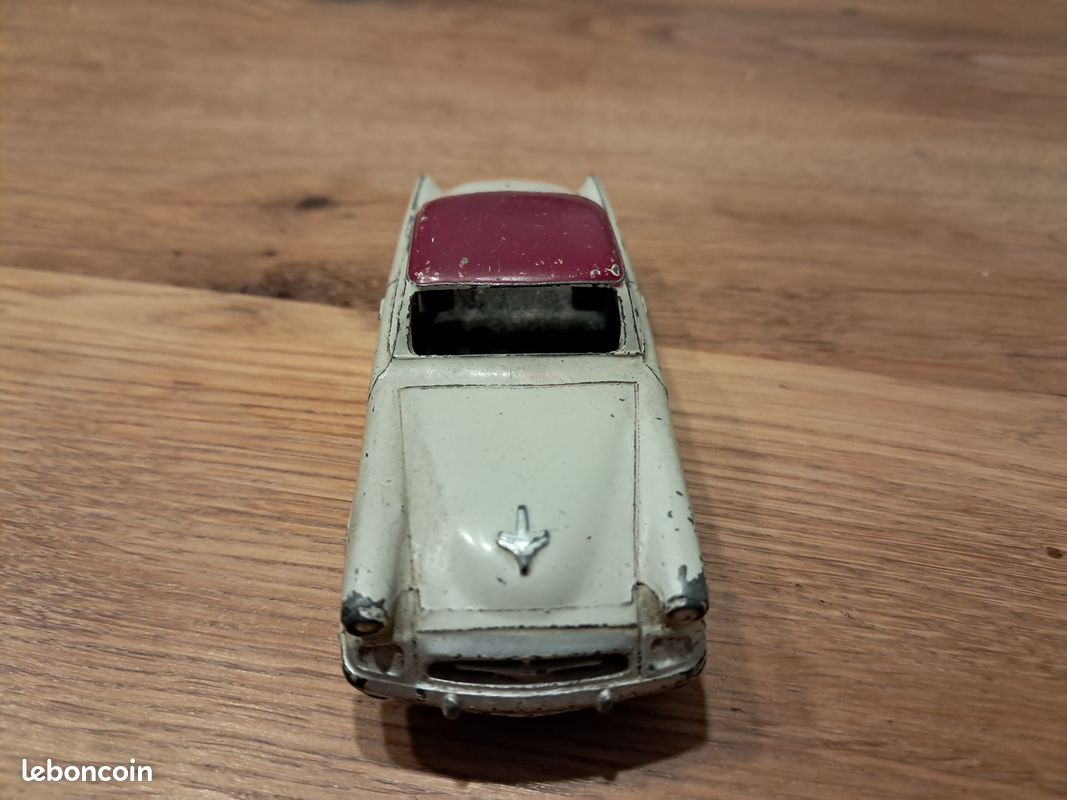Miniature Dinky Toys Studebaker Commander 1/43 Rouge - Occasion, Fabriqué En France