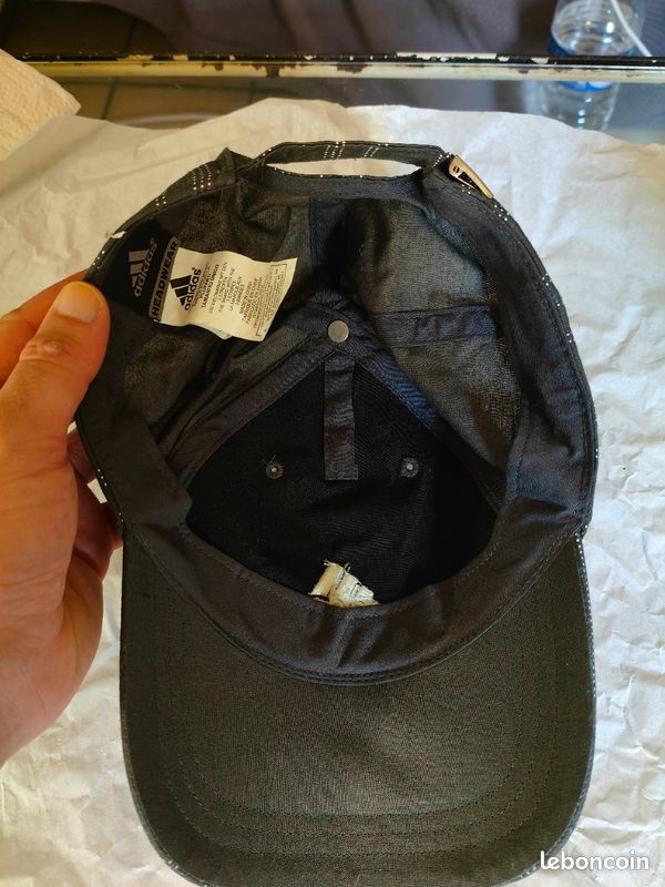 Casquette Adidas grise (image 2)