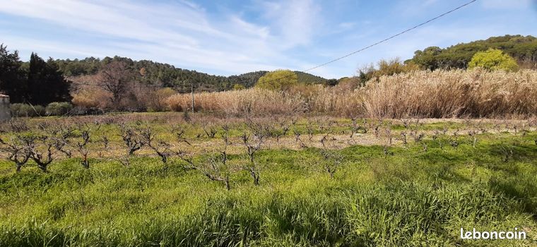 Terrain 653 m² Pierrefeu Du Var