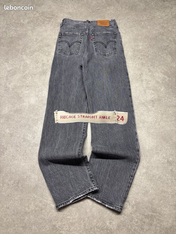 Jean Levi's Ribcage Straight Ankle premium taille haute en denim gris foncé | Taille 32 FR #SLCP58.78 (image 1)