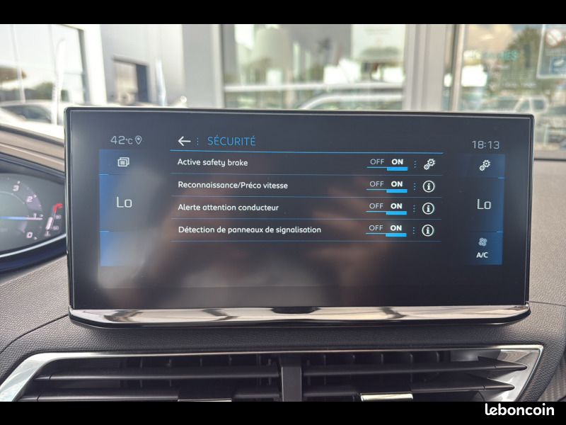 Peugeot 3008 Puretech 130ch S&S BVM6 Style (image 22)