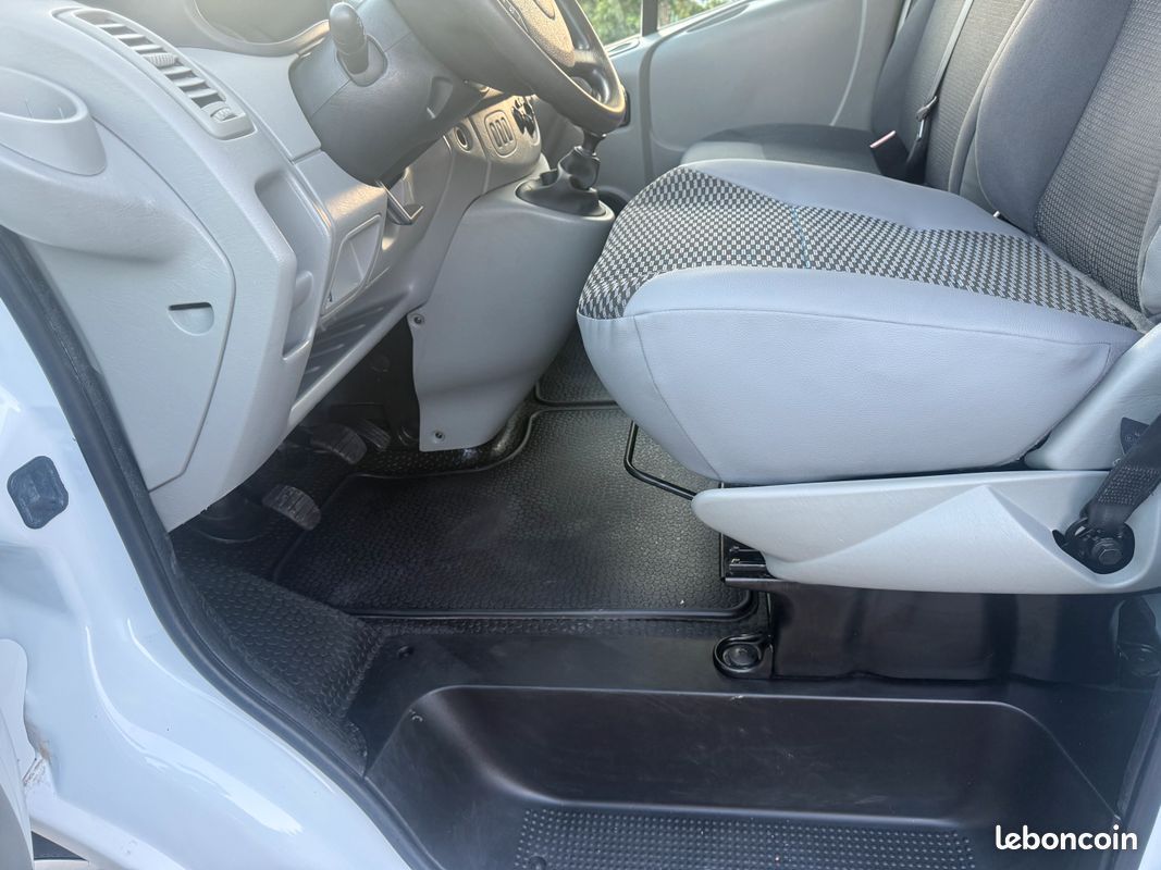 Opel vivaro 2.0 l cdti 115 cv (image 10)
