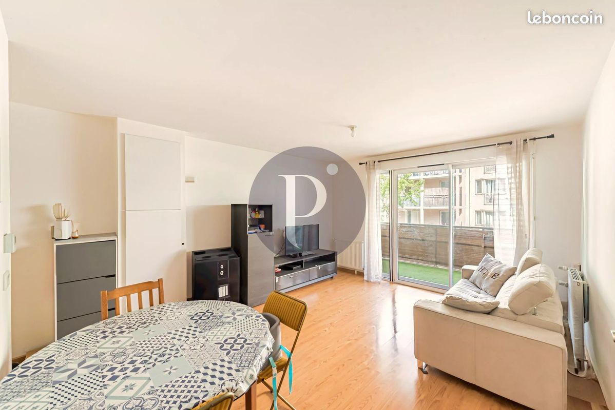 Appartement 2 pièces 43 m² · à Gentilly · 43 m² · 310 000 €