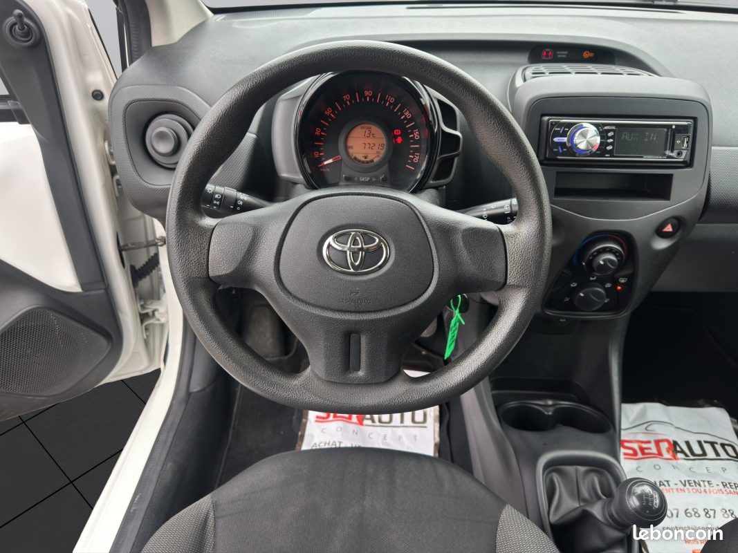 TOYOTA AYGO II 1.0 VvT-I 69 ACTIVE (image 10)