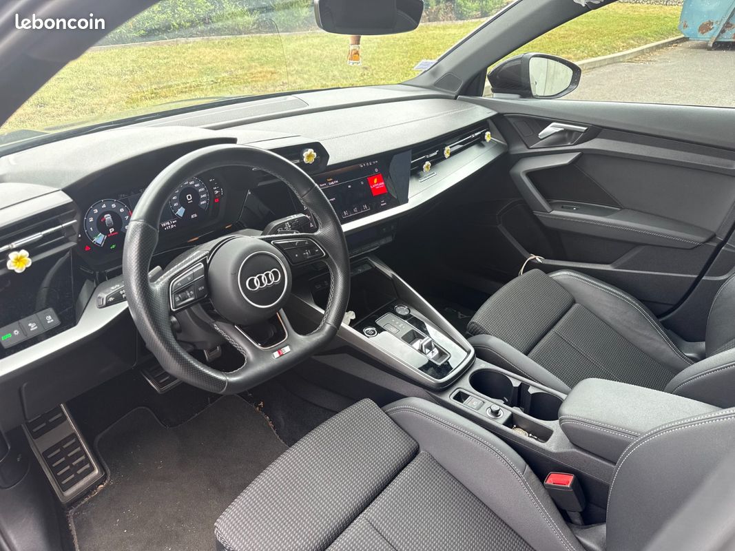AUDI A3 SPORTBACK 40 TFSIe 204 Plug In Hybrid S tronic 6 S Line - Régulateur / Caméra de Recul / Révision OK / CT O (image 19)