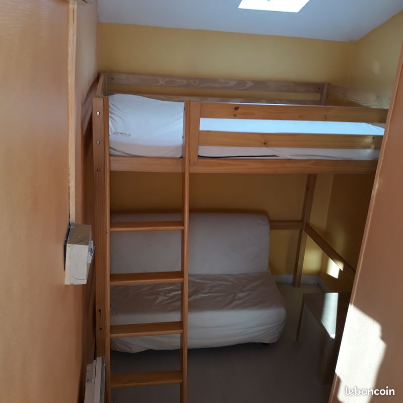 Appartement 1 pièce 15 m² · à Nîmes · 15 m² · 350 €/mois