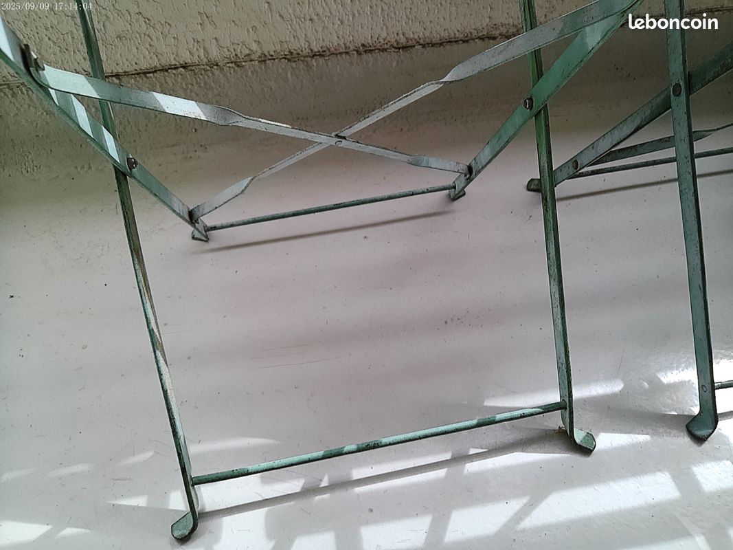 2 chaises de jardin pliantes en métal peint et bois (image 4)