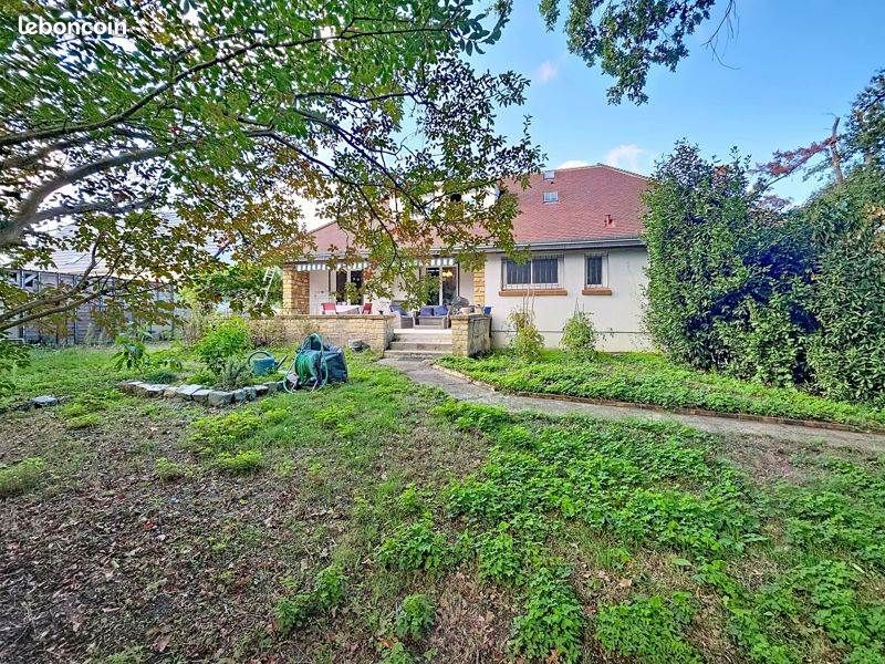 Maison 5 pièces 114 m² · à Romorantin-Lanthenay · 114 m² · 231 000 €