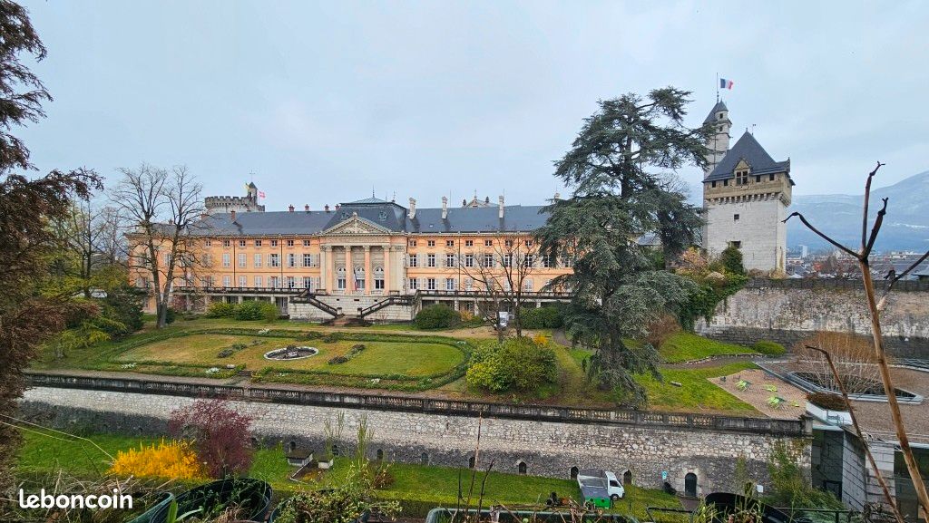 Appartement 3 pièces 77 m² · à Chambéry · 77 m² · 177 000 €