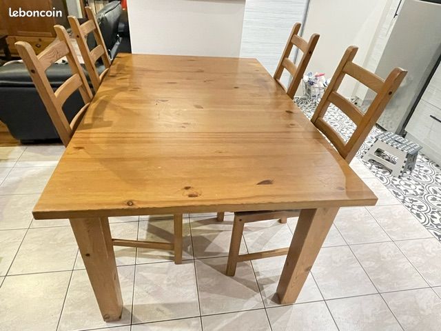 A vendre table et 4 chaises (image 2)