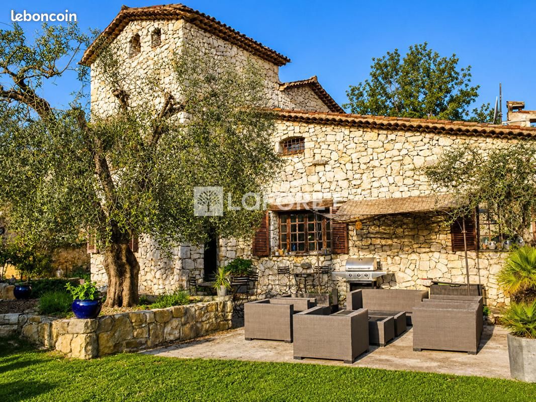 Maison 5 pièces 166 m² · à Le Rouret · 166 m² · 790 000 €