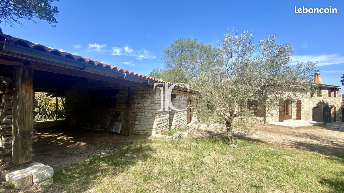 Maison 7 pièces 135 m² · à Barjac · 135 m² · 378 000 €