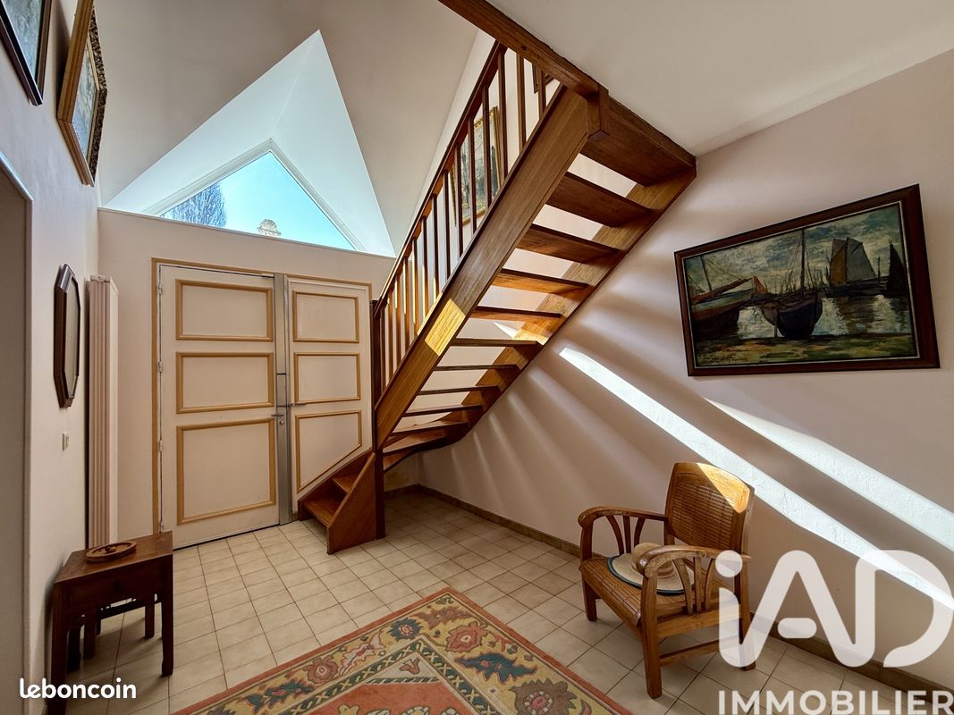 Maison familiale 8 pièces 209 m² (image 13)