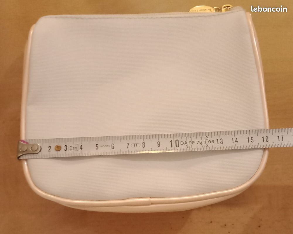 Petite trousse de toilette Christian Dior (image 7)