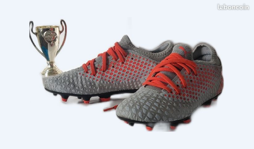 Chaussures foot enfant EXCELLENT (image 1)