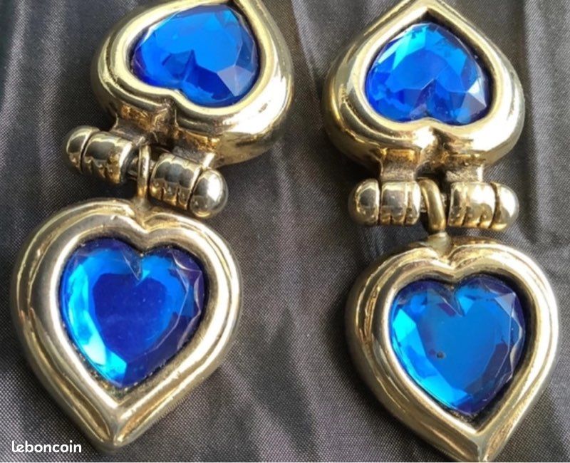 Boucles D'oreilles Clips Deux Cœurs - Occasion En état Neuf