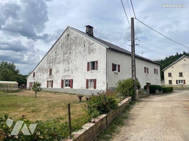 Maison 10 pièces 214 m² · à Aillevillers-et-Lyaumont · 214 m² · 227 000 €