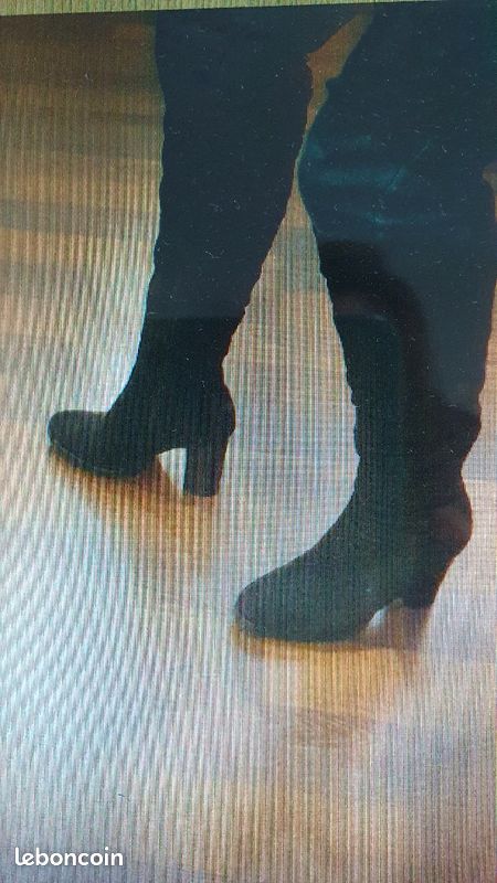 Bottes nubuck noires t39 (image 2)