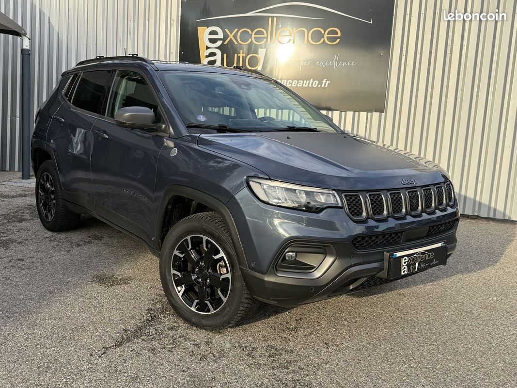 Jeep COMPASS 1.3 GSE T4 240CH TRAILHAWK 4XE PHEV AT6 (image 1)