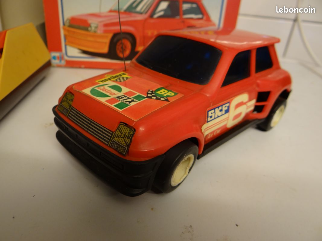 Ancien Jouet Joustra – Renault 5 Turbo Téléguidée (Occasion, état Photo)