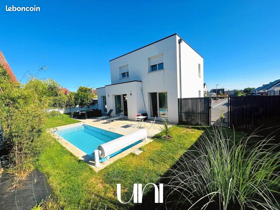 Maison 5 pièces 124 m² · à Saint-Martin-de-May · 124 m² · 359 000 €