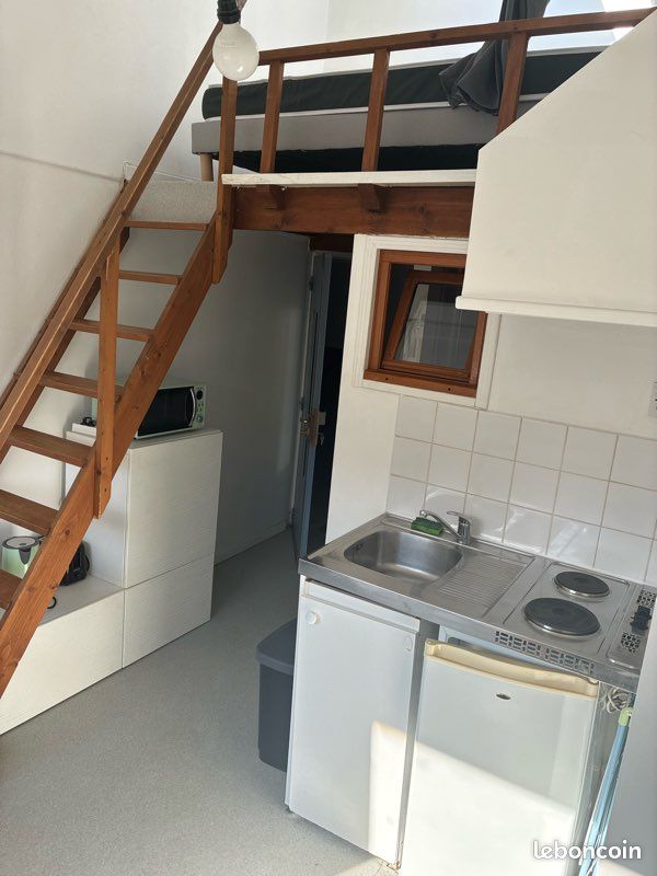 Appartement 1 pièce 10 m² · à Lille · 9,6 m² · 440 €