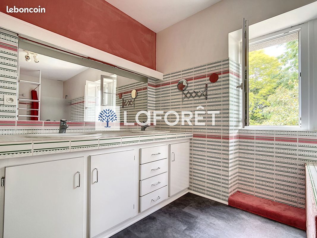Maison 5 pièces 186 m² - Moncoutant-sur-Sèvre 79320 (image principale 9)
