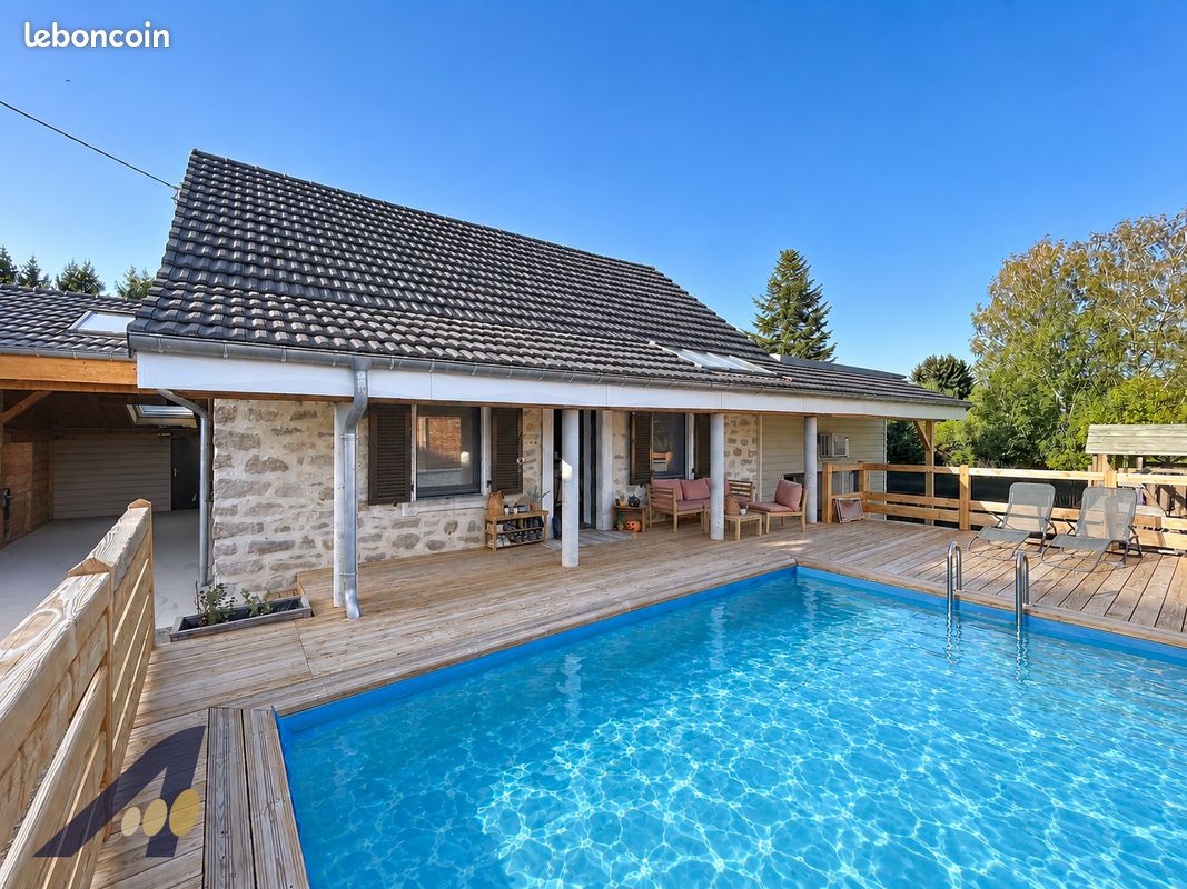 Maison 6 pièces 147 m² · à Montreux-Château · 147 m² · 378 000 €