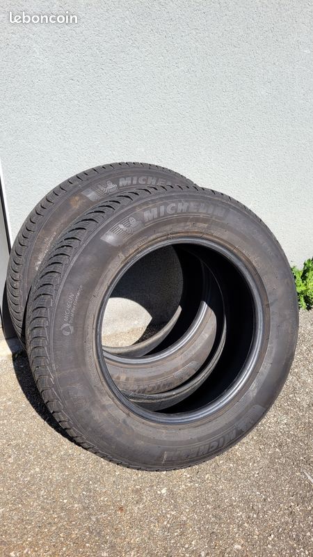2 Pneus neige 215 65 R 16 Michelin Alpin 5 (image 2)