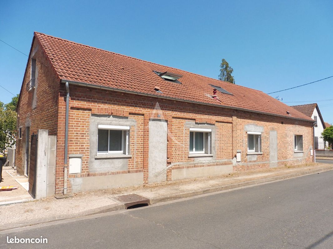 Maison 8 pièces 197 m² · à Lamotte-Beuvron · 197 m² · 273 000 €