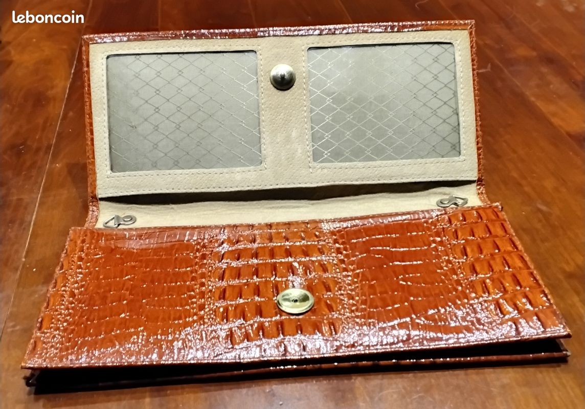 Pochette femme (image 2)