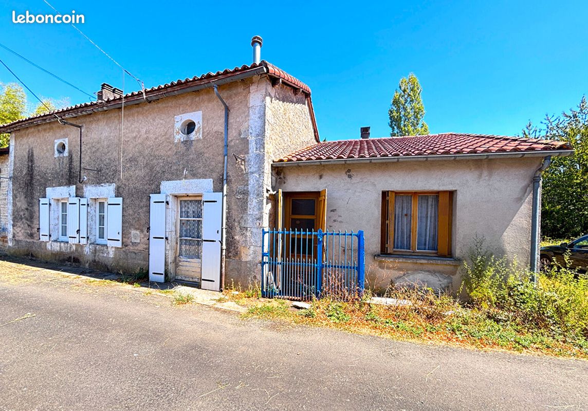 Maison 7 pièces 127 m² · à Voulême · 127 m² · 39 900 €
