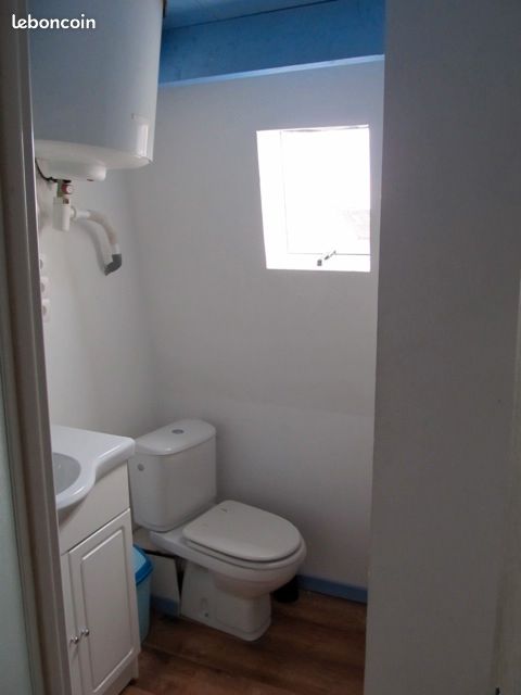 Studio (image 3)