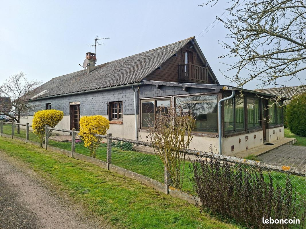 Maison 4 pièces 138 m² · à Mesnil-en-Ouche · 138 m² · 105 500 €