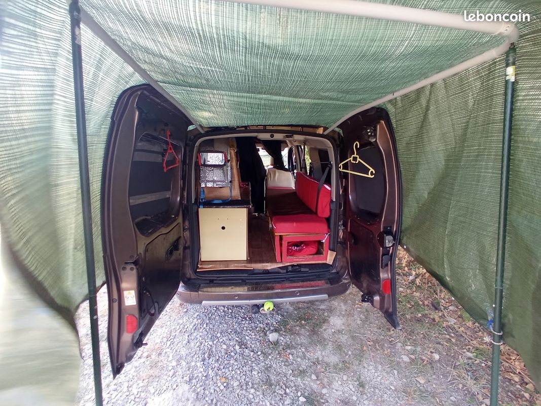 Mini Van (image 2)
